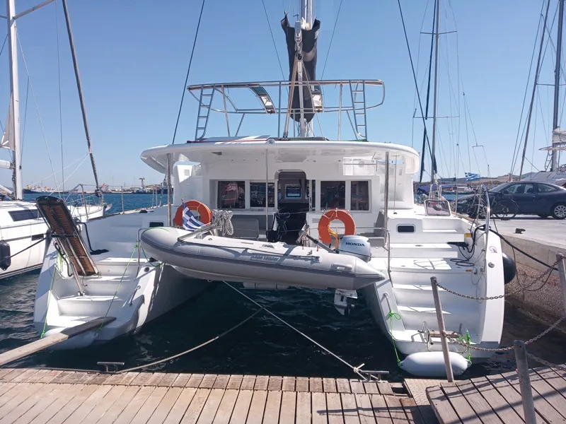 Golden Dream - Catamaran in Lavrio