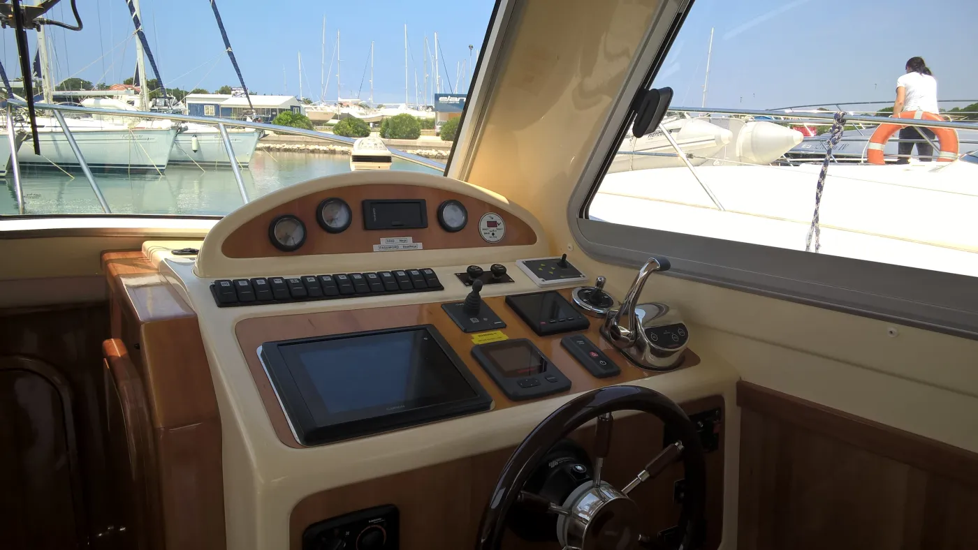 Damor 980 Fjera - Motor Yacht in Jezera