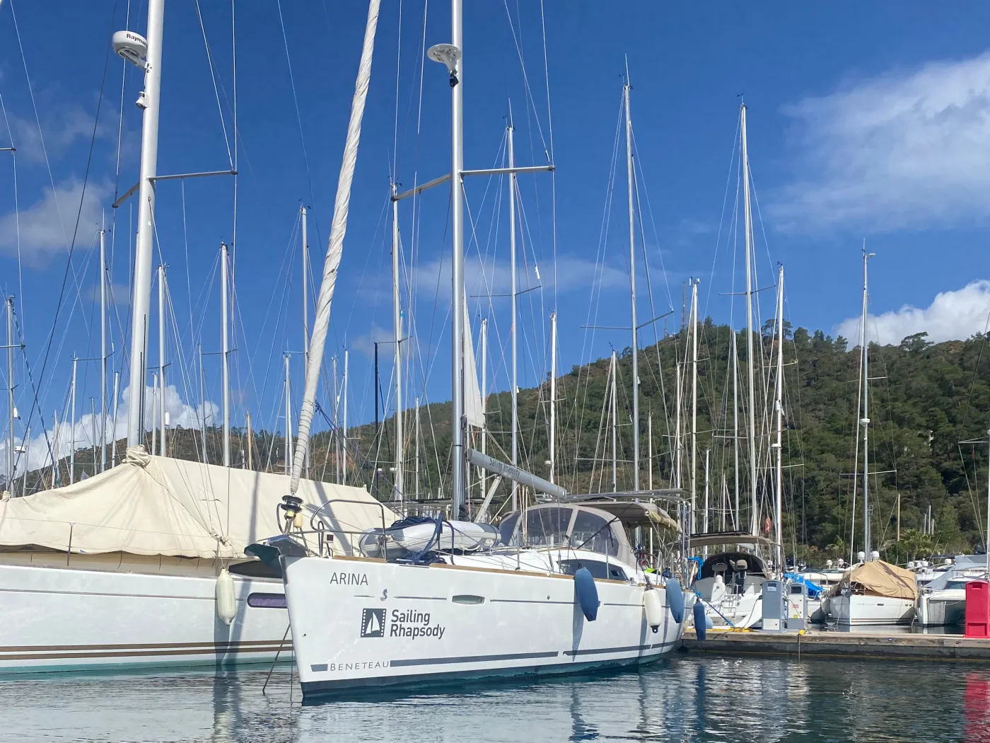 Oceanis 40 - Sailboat in Adaköy