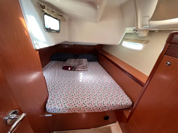 Oceanis 40