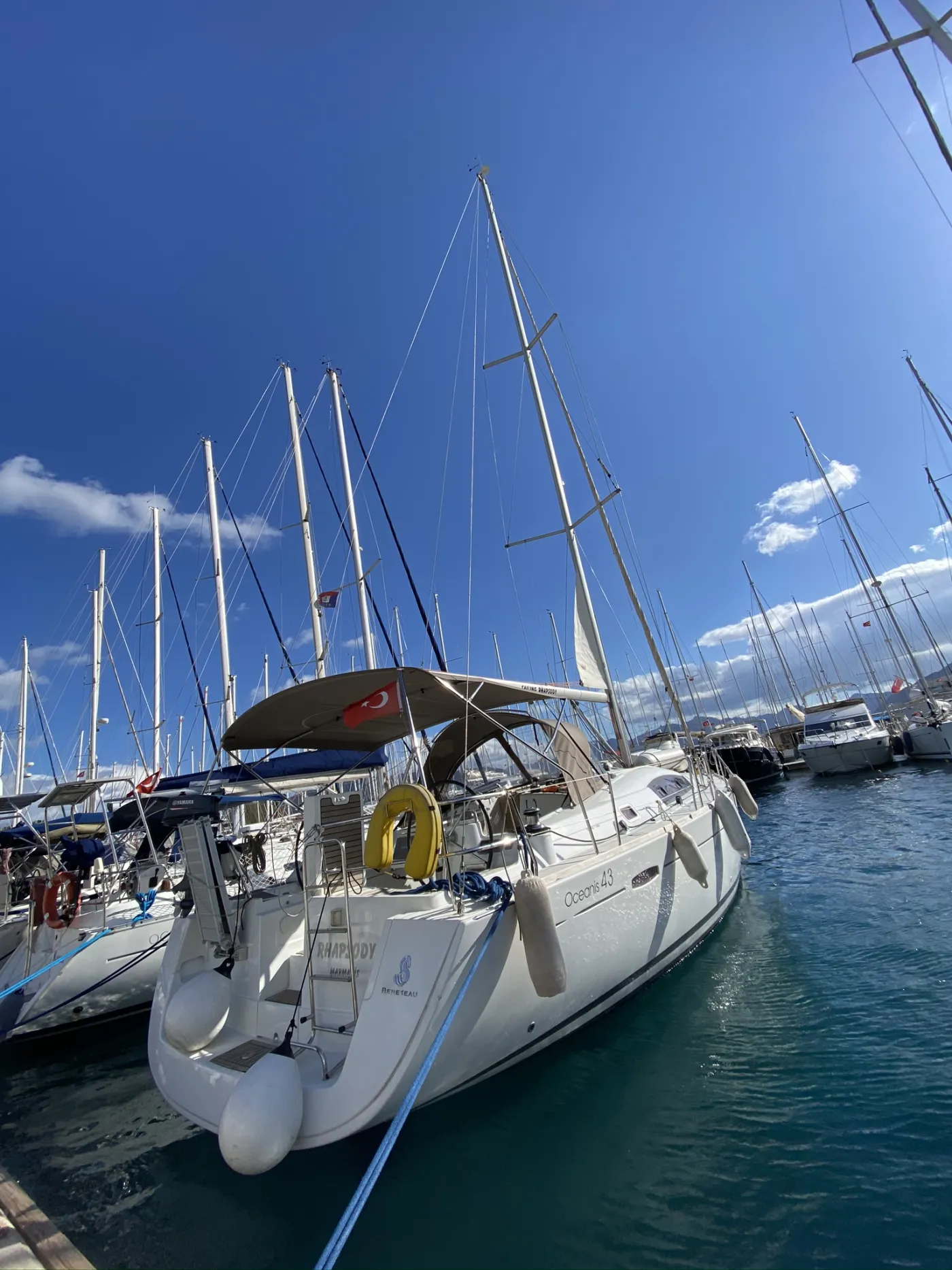 Oceanis 43 - Sailboat in Adaköy