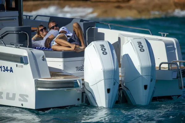 Nimbus Tender T11