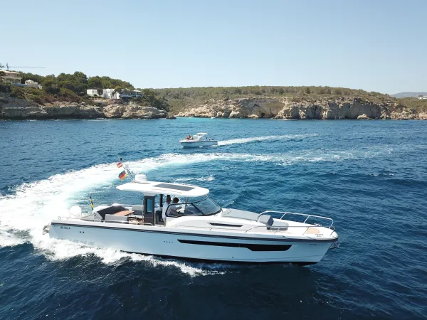 Nimbus Tender T11