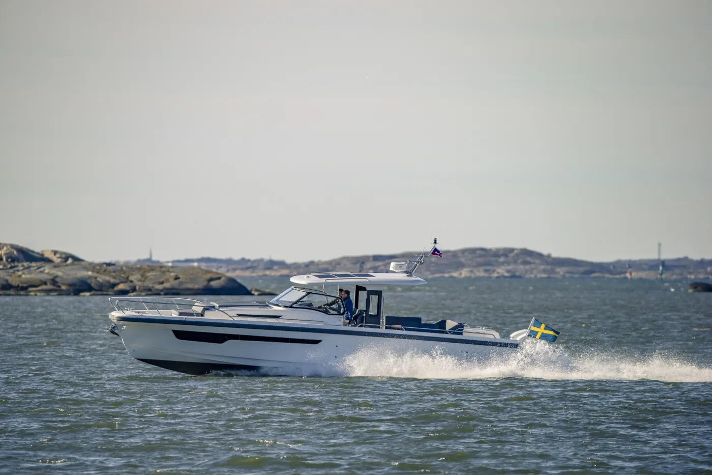 Nimbus Tender T11 - Motor Yacht in Pirovac