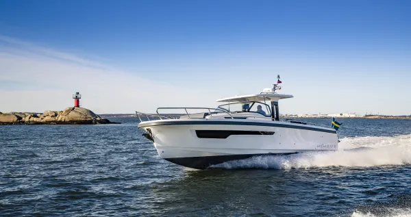 Nimbus Tender T11