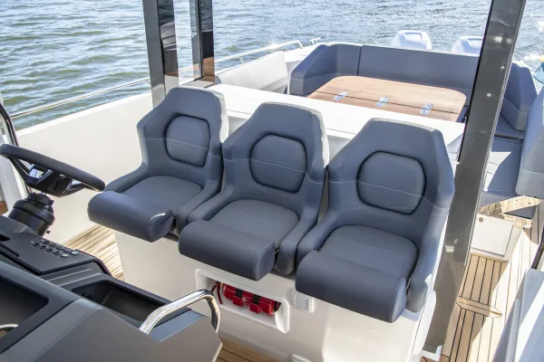 Nimbus Tender T11