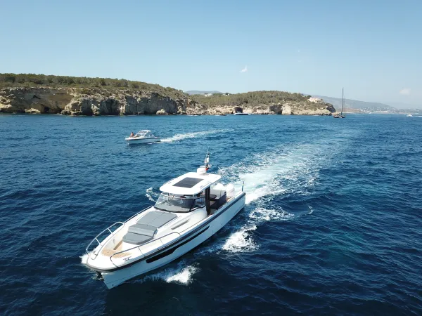 Nimbus Tender T11