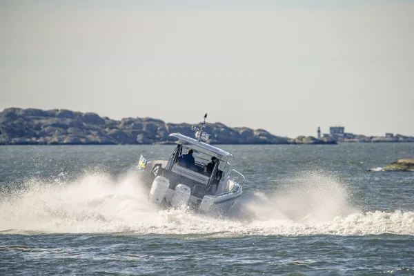 Nimbus Tender T11