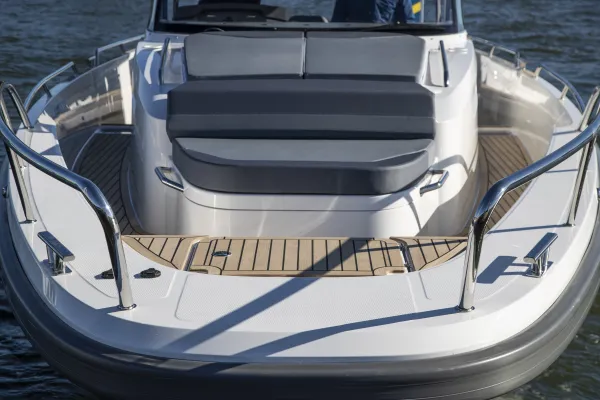 Nimbus Tender T11