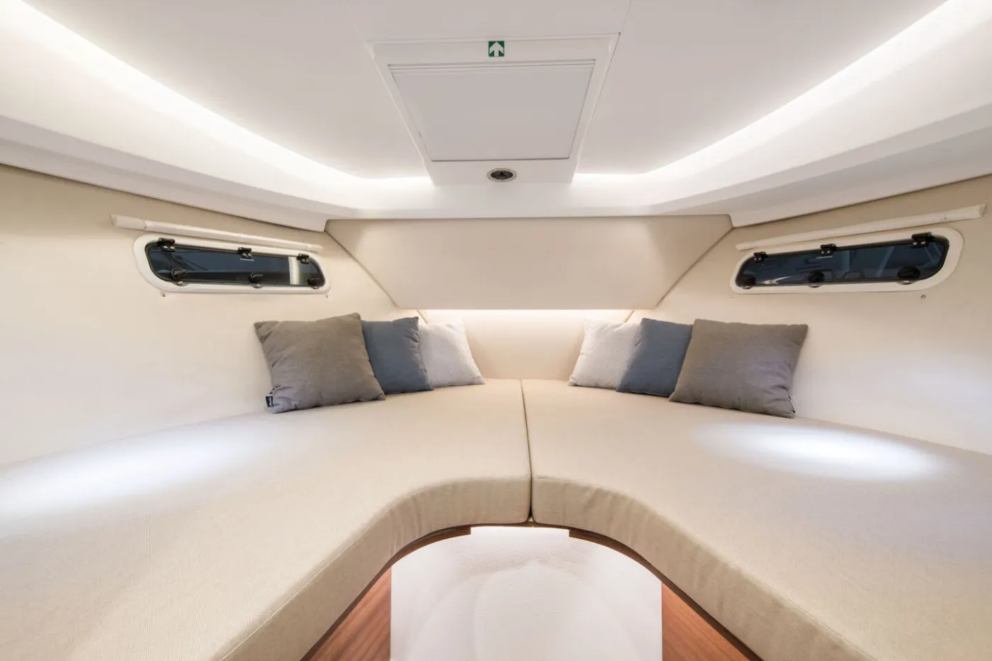 Nimbus 305 Coupe - Motor Yacht in Pirovac