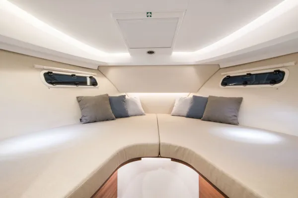Nimbus 305 Coupe