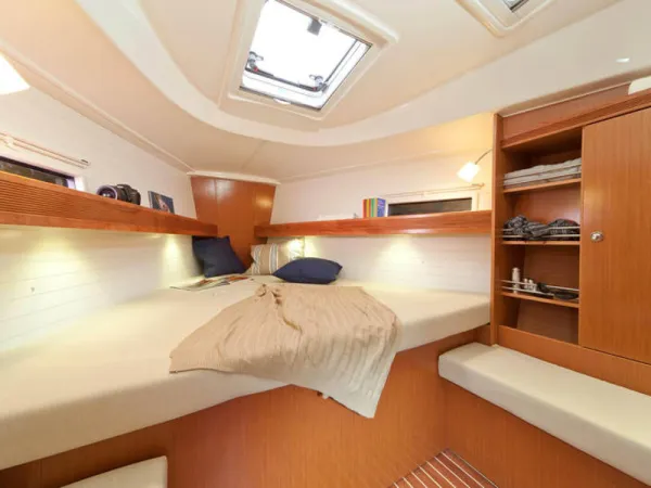 Bavaria Cruiser 36