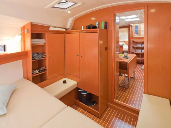 Bavaria Cruiser 36