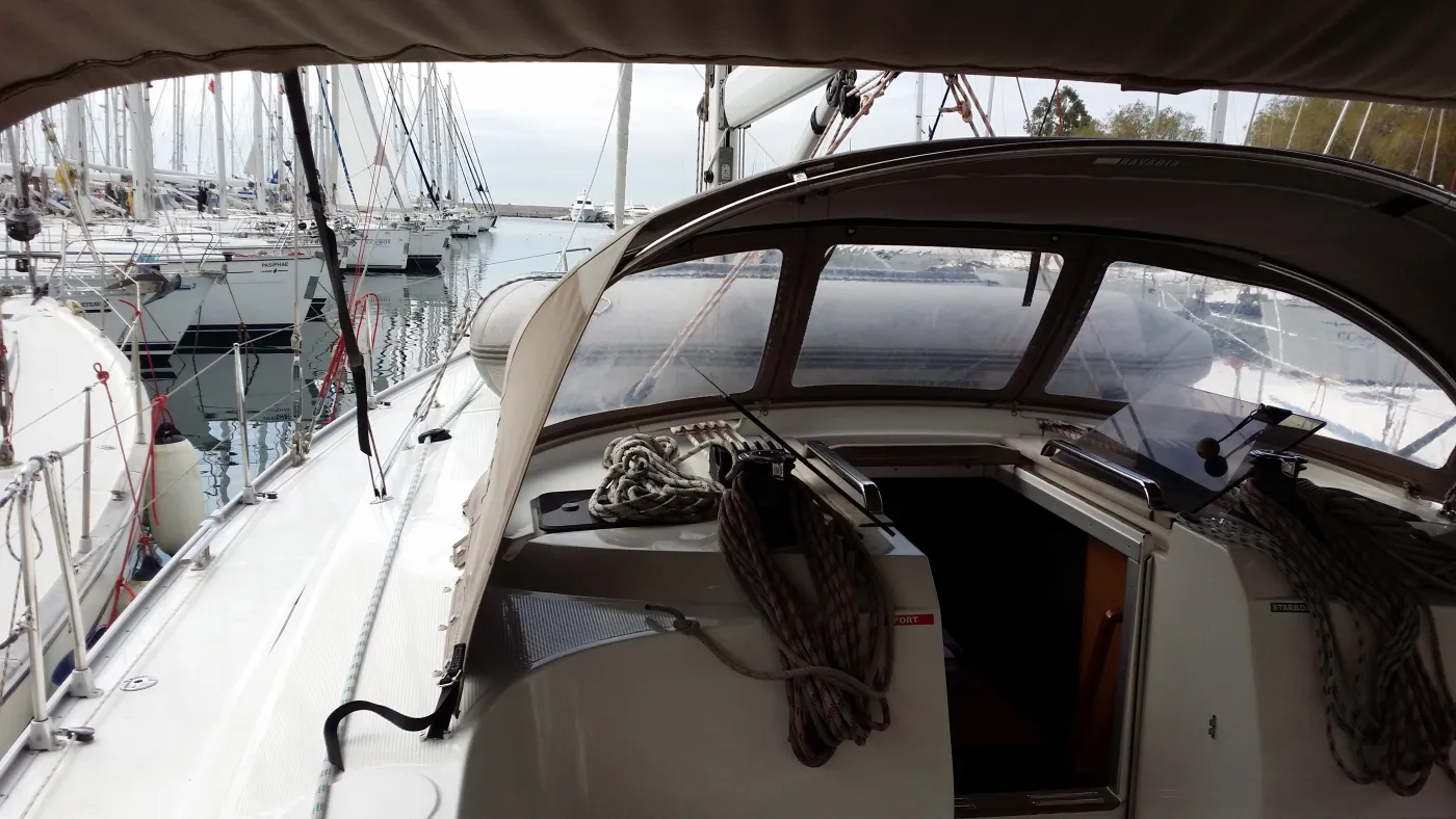 Bavaria Cruiser 46 - Yelkenli içinde Lavrio