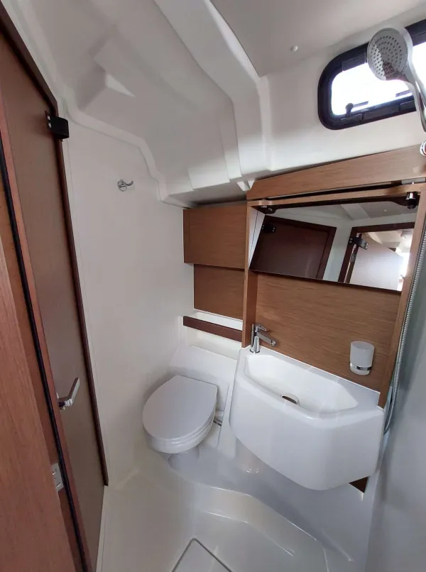 Oceanis 51.1