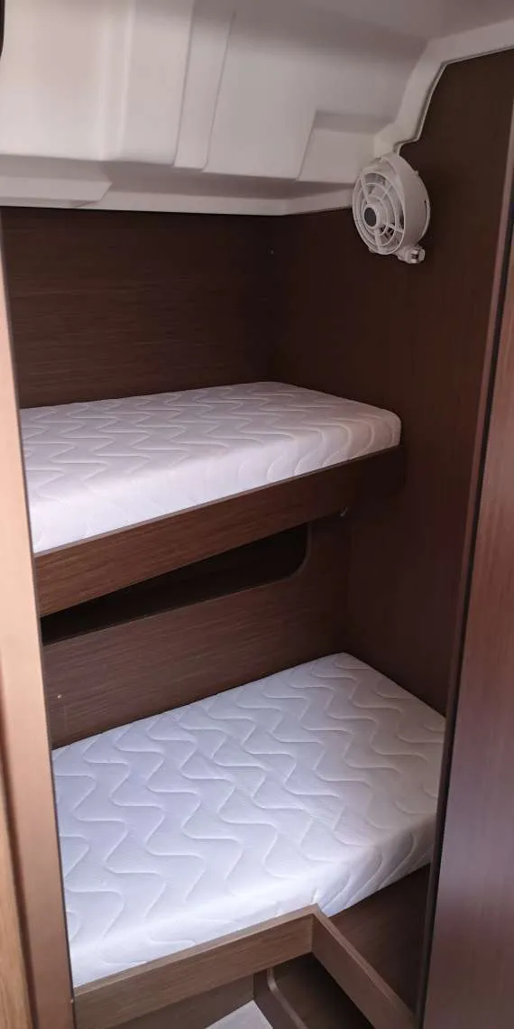 Oceanis 51.1