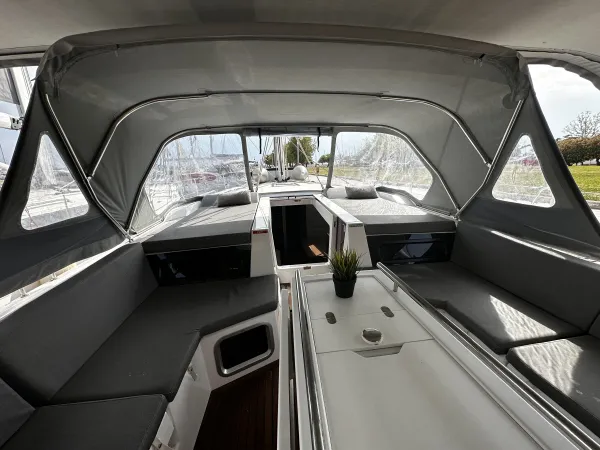 Oceanis 51.1