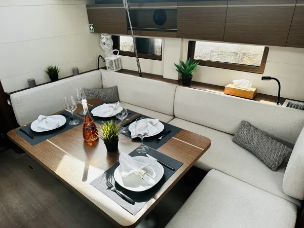 Oceanis 51.1