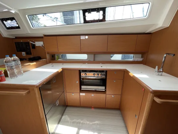 Bavaria C46