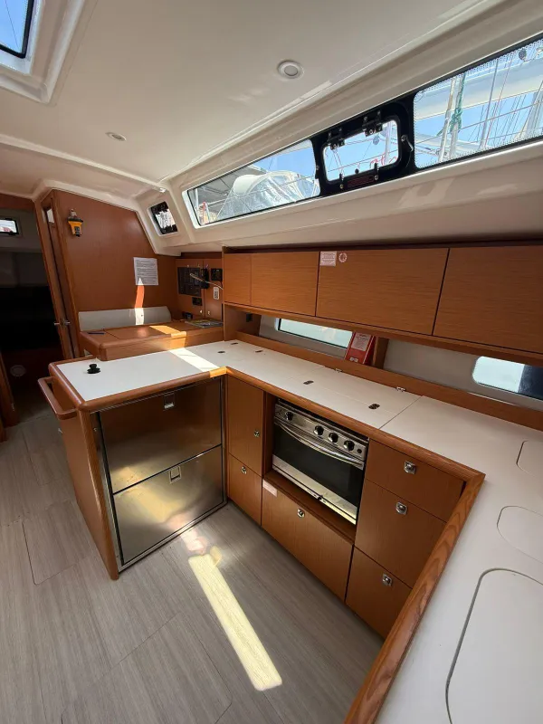 Bavaria C46