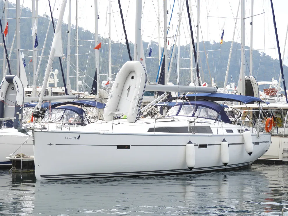 Bavaria Cruiser 51 - Yelkenli içinde Lavrio