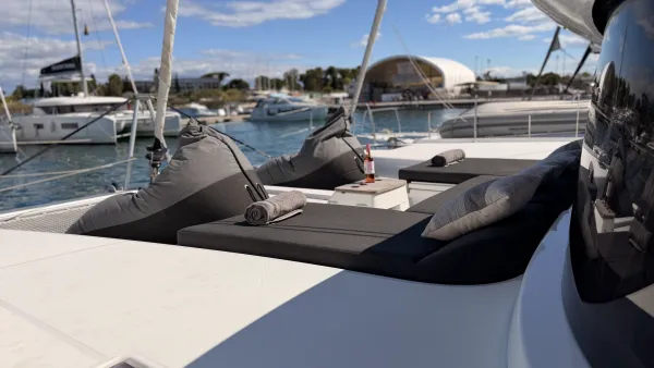 Lagoon 46