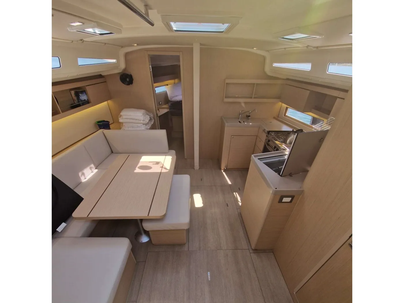 Oceanis 40.1 - Sailboat in Kontokali