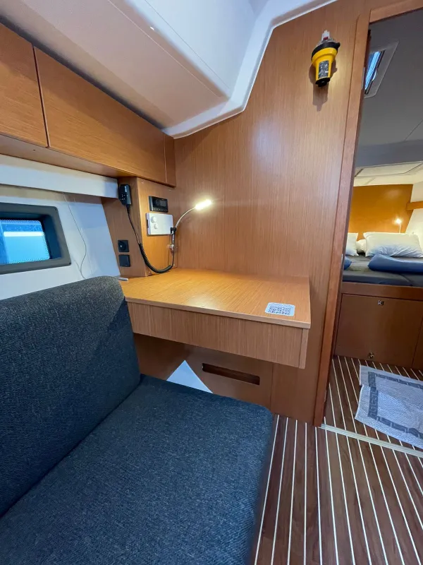 Bavaria C42