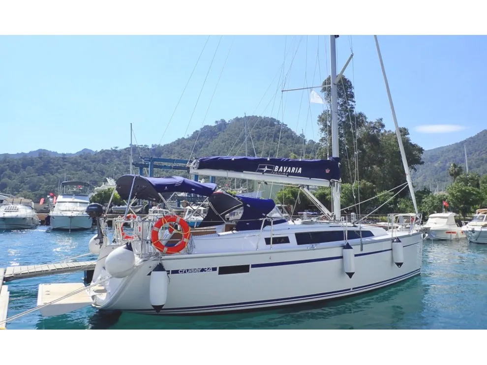 Bavaria Cruiser 34 - Yelkenli içinde Fethiye