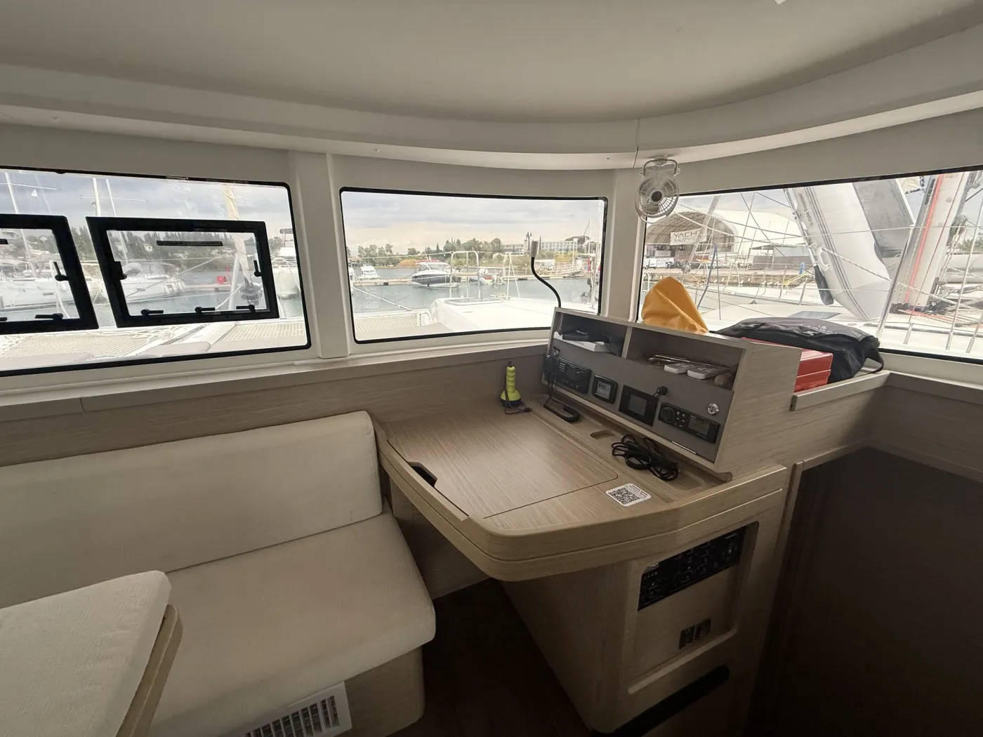 Lagoon 42 - Catamaran in Kontokali