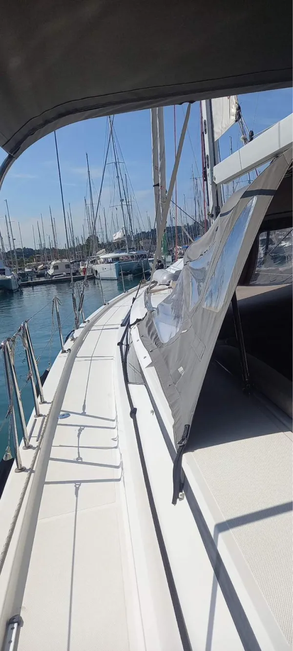 Bavaria C57