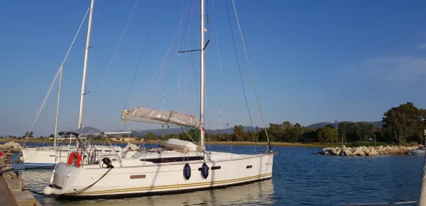 Sun Odyssey 469