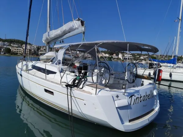 Sun Odyssey 469