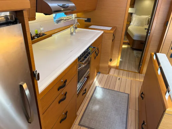 Jeanneau 54