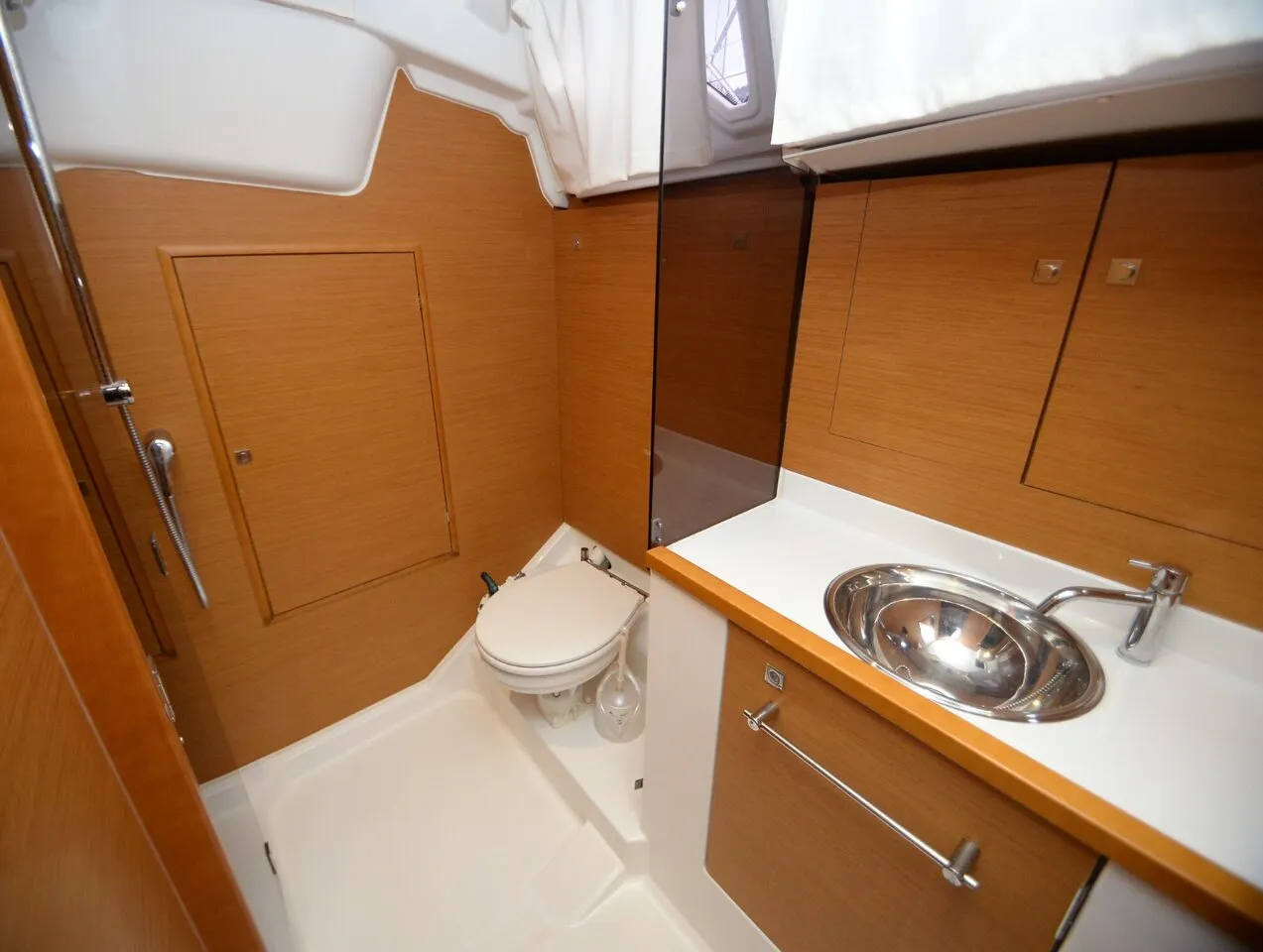 Sun Odyssey 379 - Sailboat in Karagözler