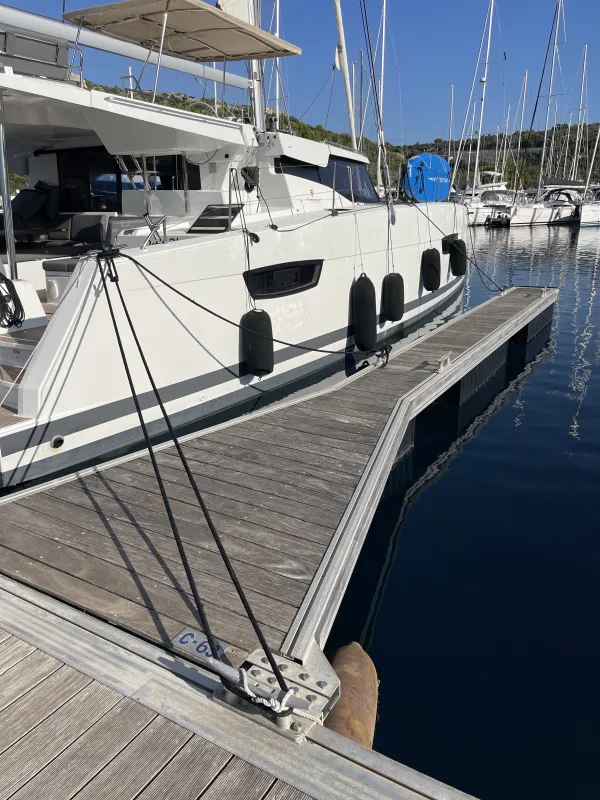Elba 45