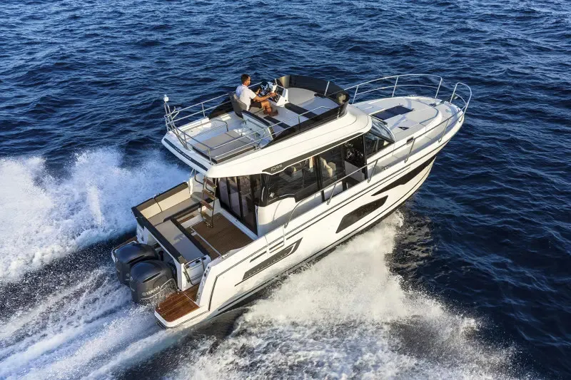 Merry Fisher 1095 FLY - Motor Yacht in Trogir
