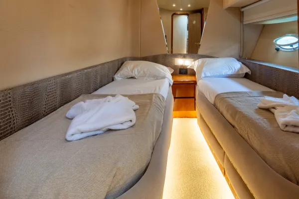 Azimut 43 S