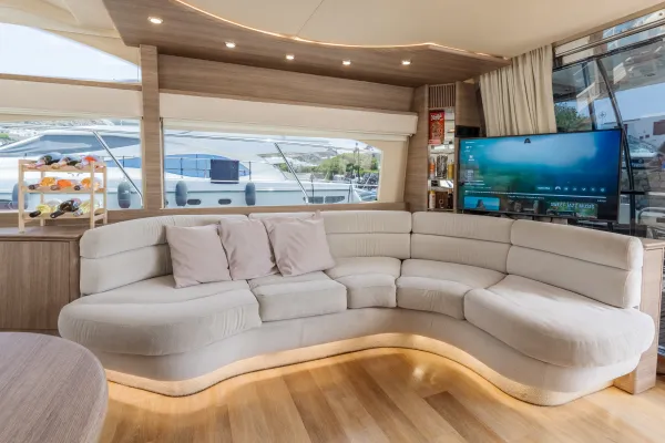Azimut 43 S