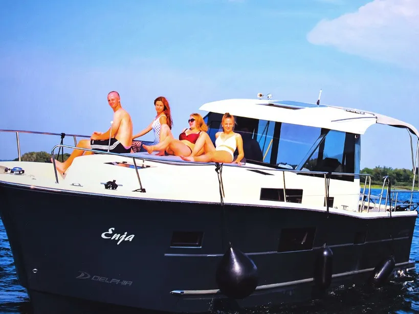 Delphia Escape 1080 - Motor Yacht in Rechlin