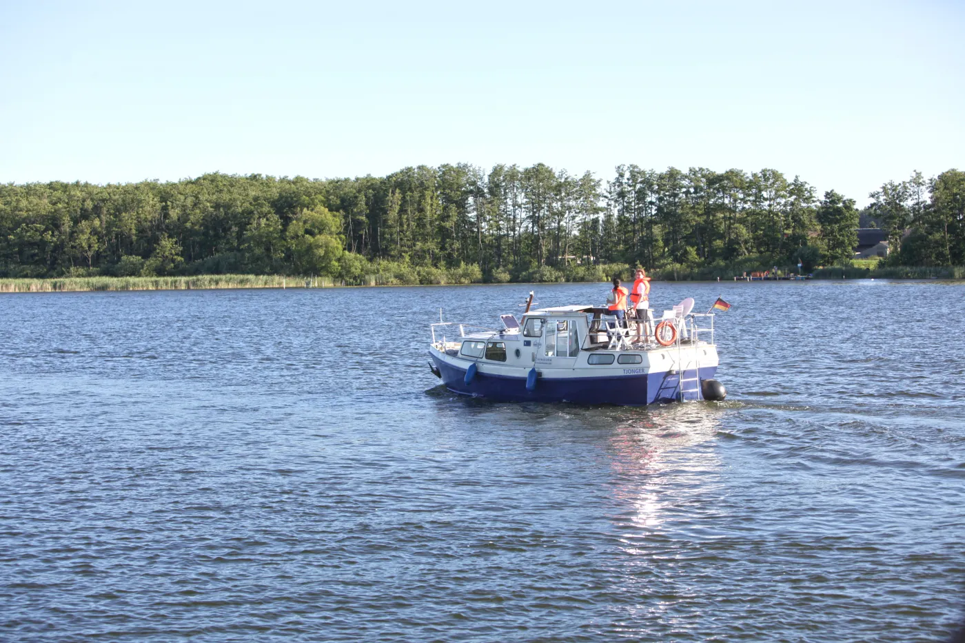 Tjonger - Motor Yacht in Rechlin
