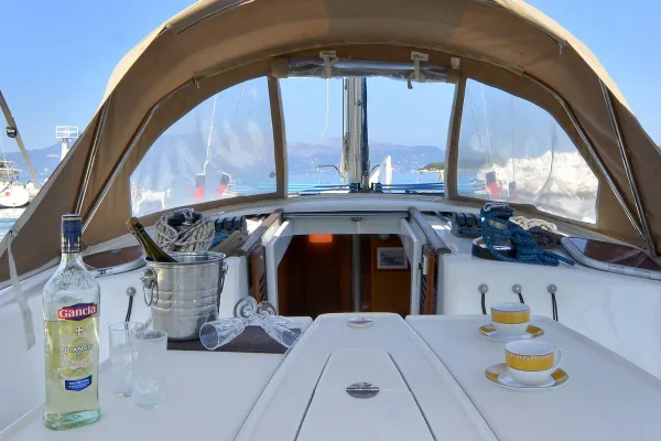 Oceanis 43