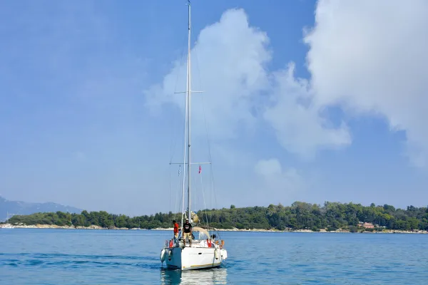 Oceanis 43