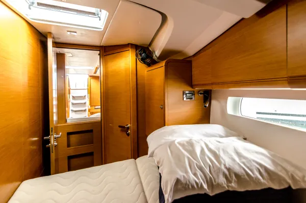 Sun Odyssey 519