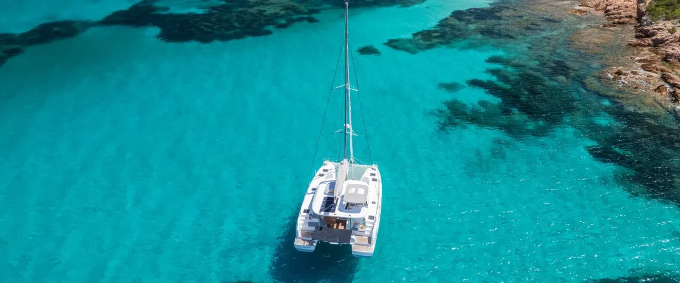 NO NAME(GEN +AC+WATERMAKER) - Catamaran in Nea Peramos