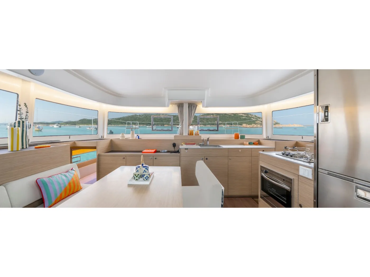 NO NAME(GEN +AC+WATERMAKER) - Catamaran in Nea Peramos