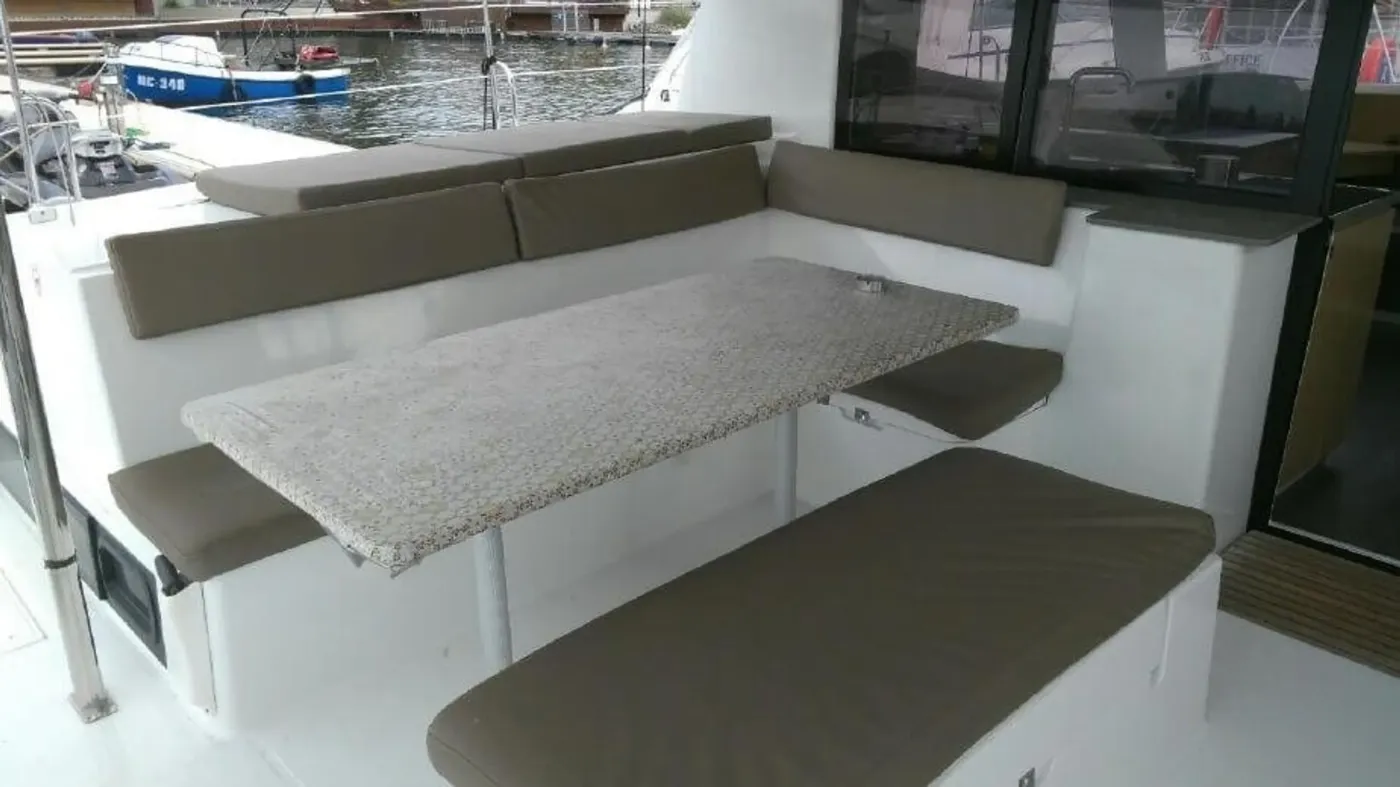 Fleur de sel - Catamaran in Cogolin