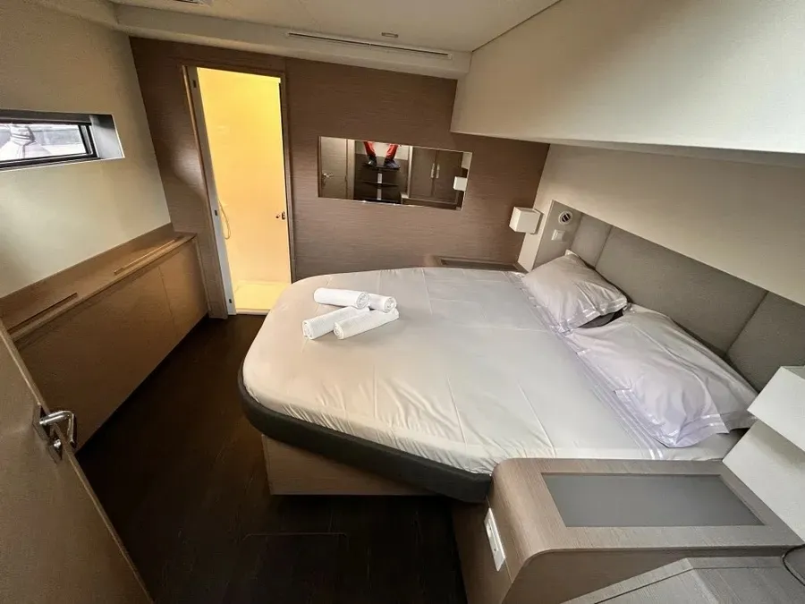 Kalista II - Katamaran içinde Cogolin