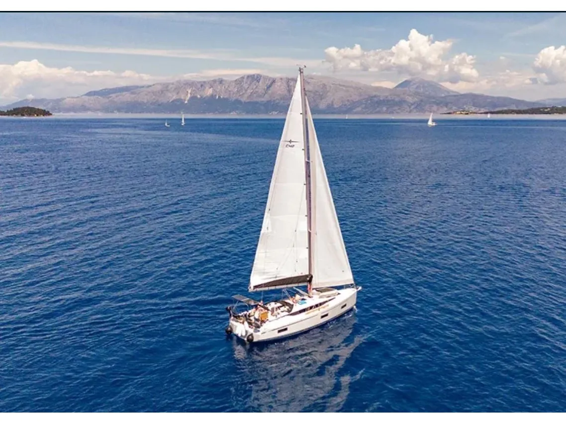 Jenny K - Yelkenli içinde Lefkada