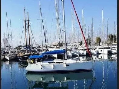 King Julian - Yelkenli içinde Lefkada